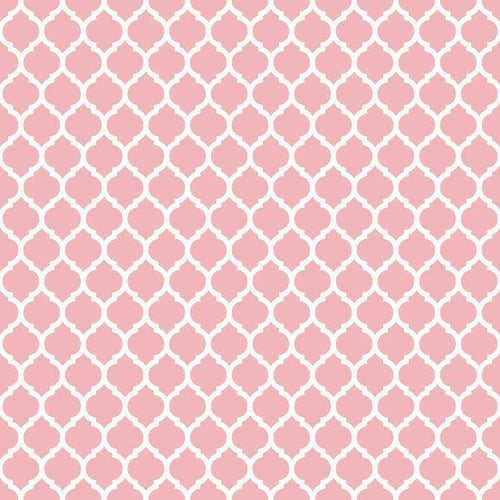 Seamless blush pink quatrefoil pattern on an off-white background